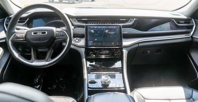 Used 2023 White Jeep 4xe image 16