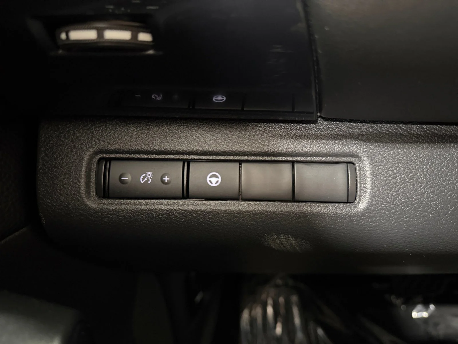 Used 2023 Gun Metallic Nissan SV image 17
