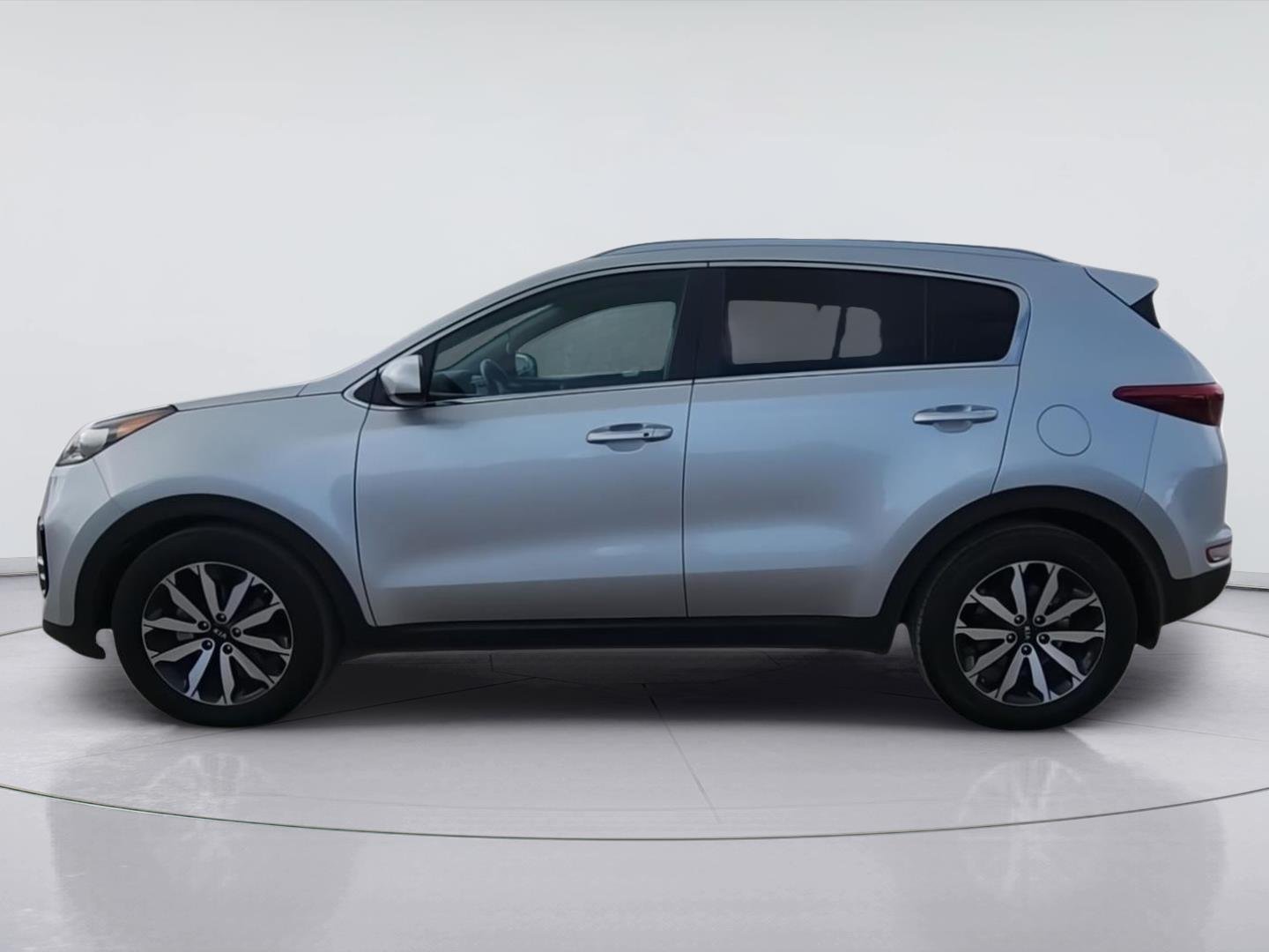 Used 2017 Silver Kia EX image 5