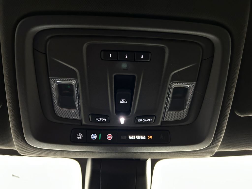 Used 2019 Blue GMC SLT image 29