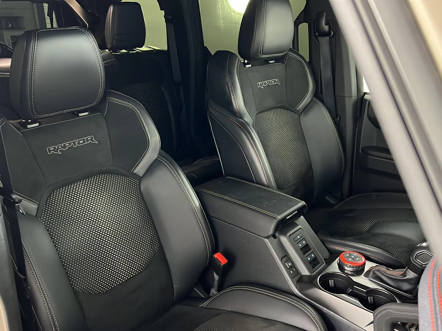 Used 2025 Marsh Gray Ford Raptor image 23