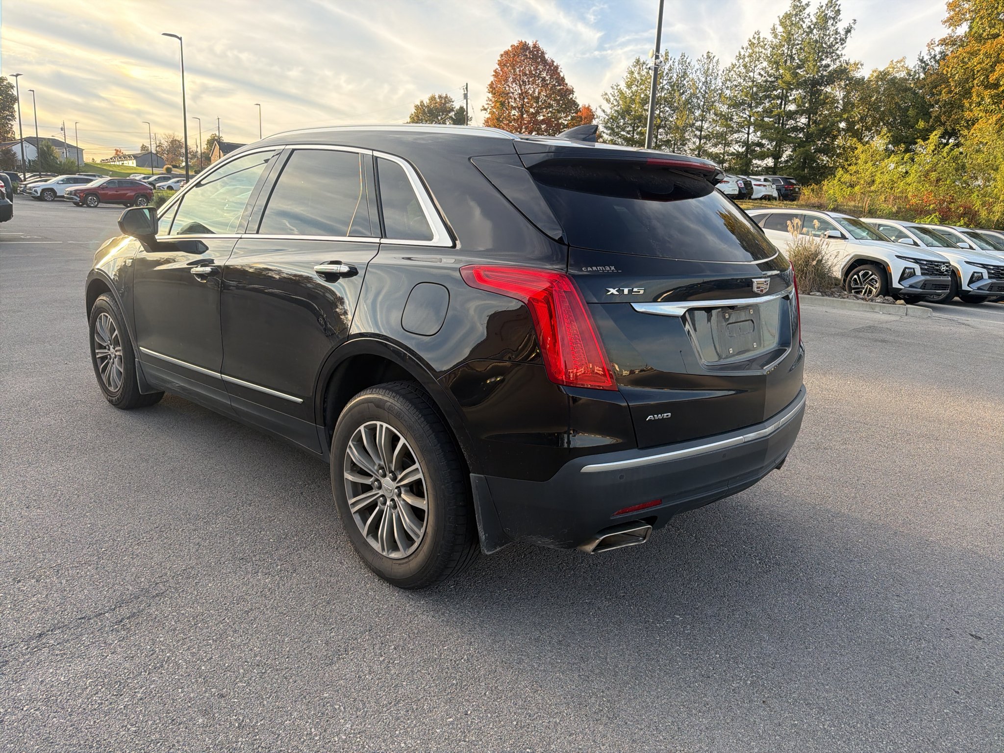 Used 2017 Stellar Black Metallic Cadillac Luxury AWD image 5