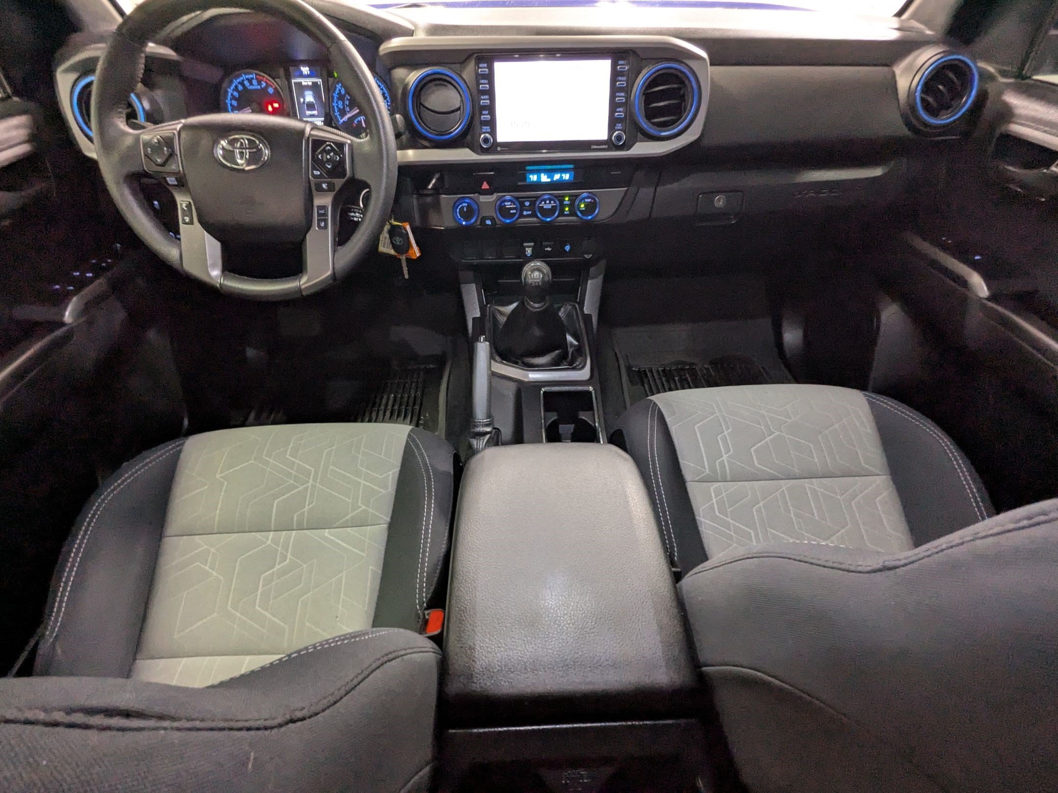 Used 2022 Blue Toyota SR image 19