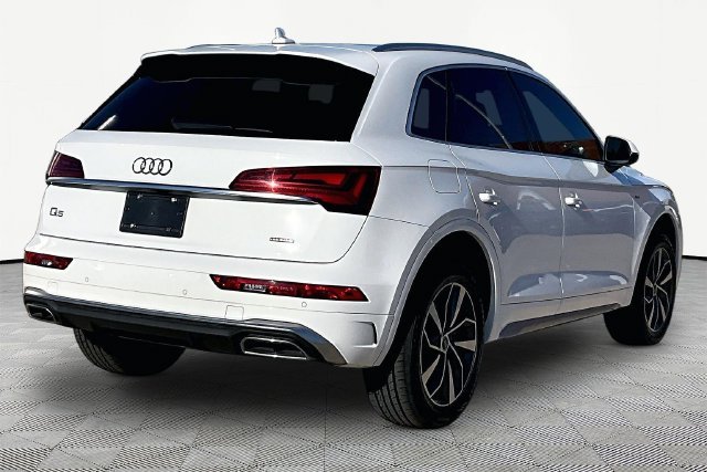 Used 2023 White Audi 45 S line Premium Plus image 2