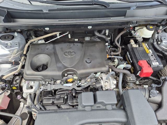 Used 2022 Silver Toyota LE image 13