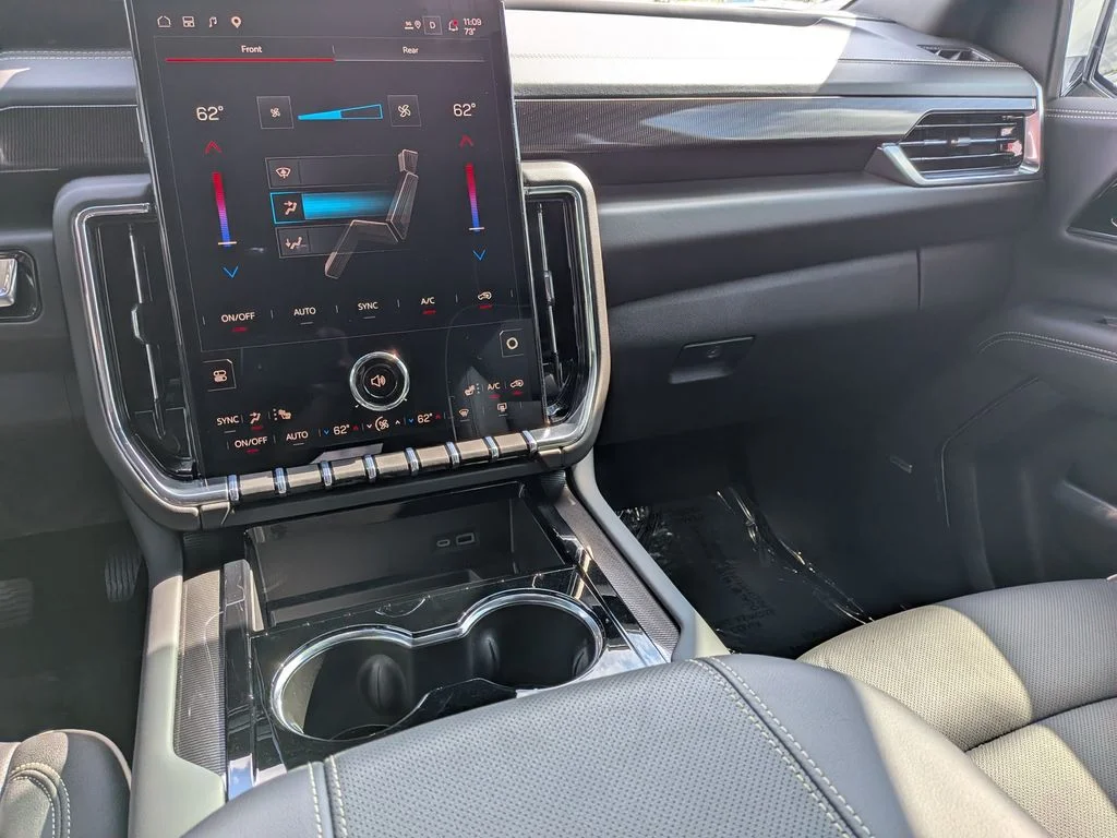 Used 2026 Summit White GMC Elevation image 10