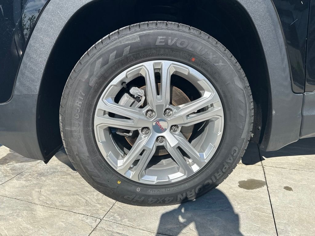 Used 2019 Black GMC SLE image 7