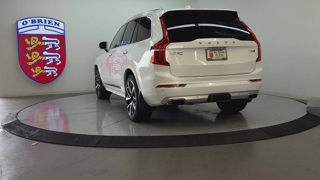 Used 2019 Crystal White Pearl Volvo T8 Inscription image 6