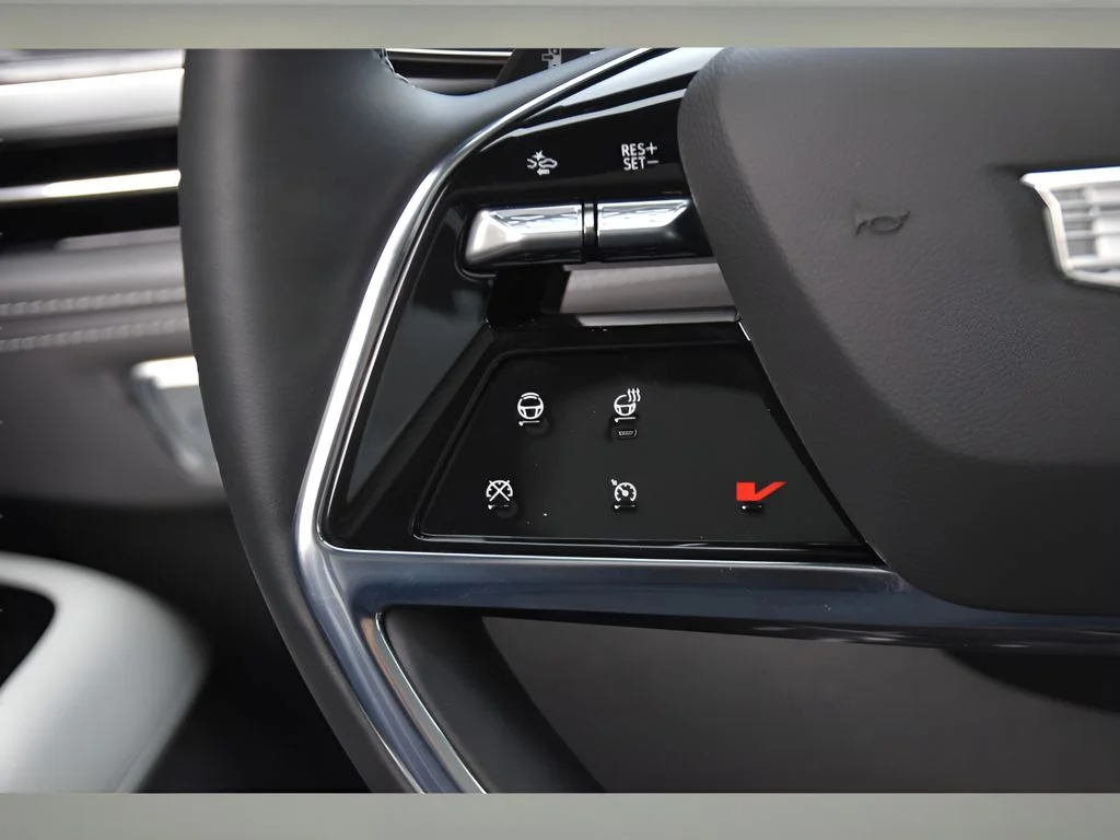 2025 Cadillac Escalade IQ Luxury 1 - Photo 34