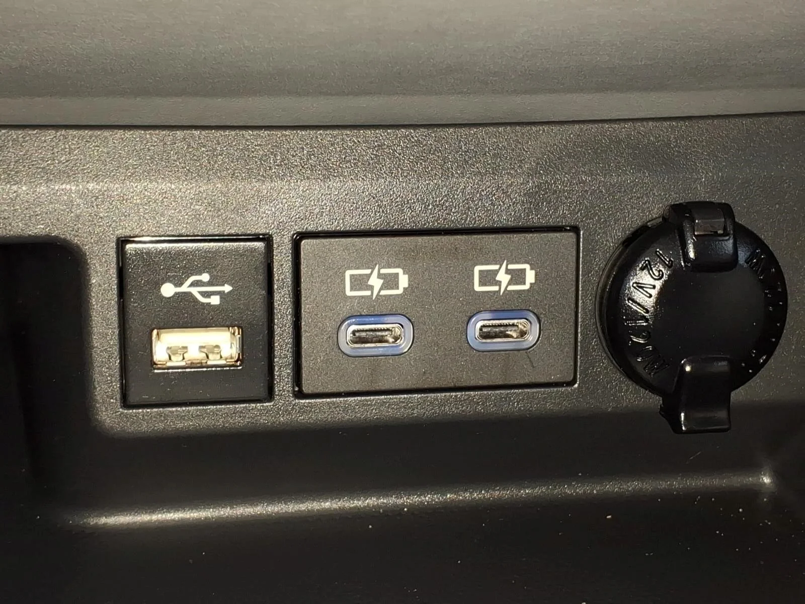 Used 2022 Black Toyota XLE image 16