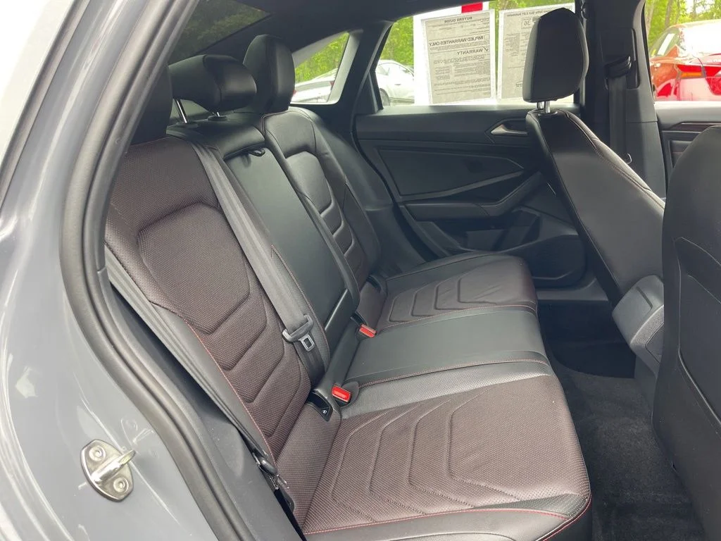 Used 2022 Gray Volkswagen 2.0T Autobahn image 22