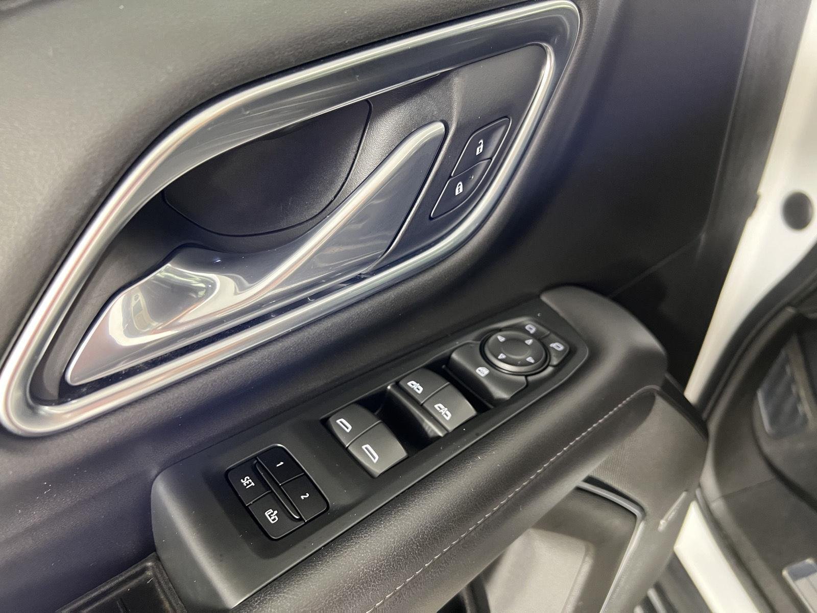 Used 2021 Summit White Chevrolet LT image 13