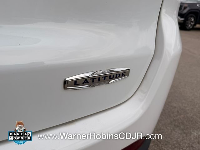 Used 2024 White Jeep Latitude image 12