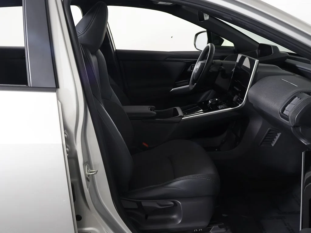 Used 2023 Silver Toyota XLE image 28