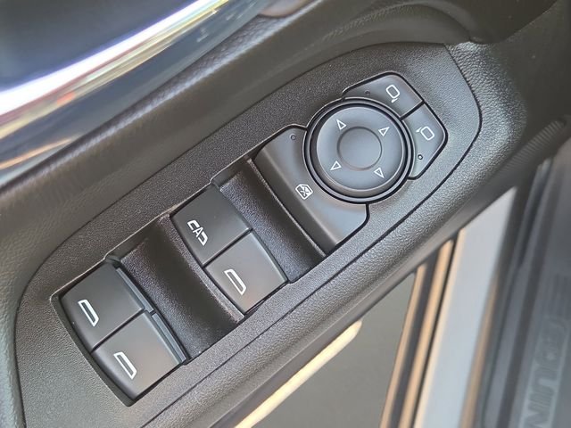 Used 2022 Summit White Chevrolet LT image 17