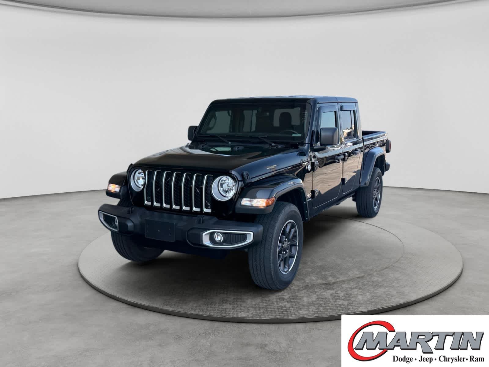2021 Jeep Gladiator Overland's photo