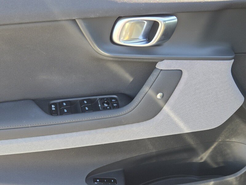 Used 2023 Midnight Metallic POLESTAR LONG RANGE DUAL MOTOR PERFORMANCE image 18