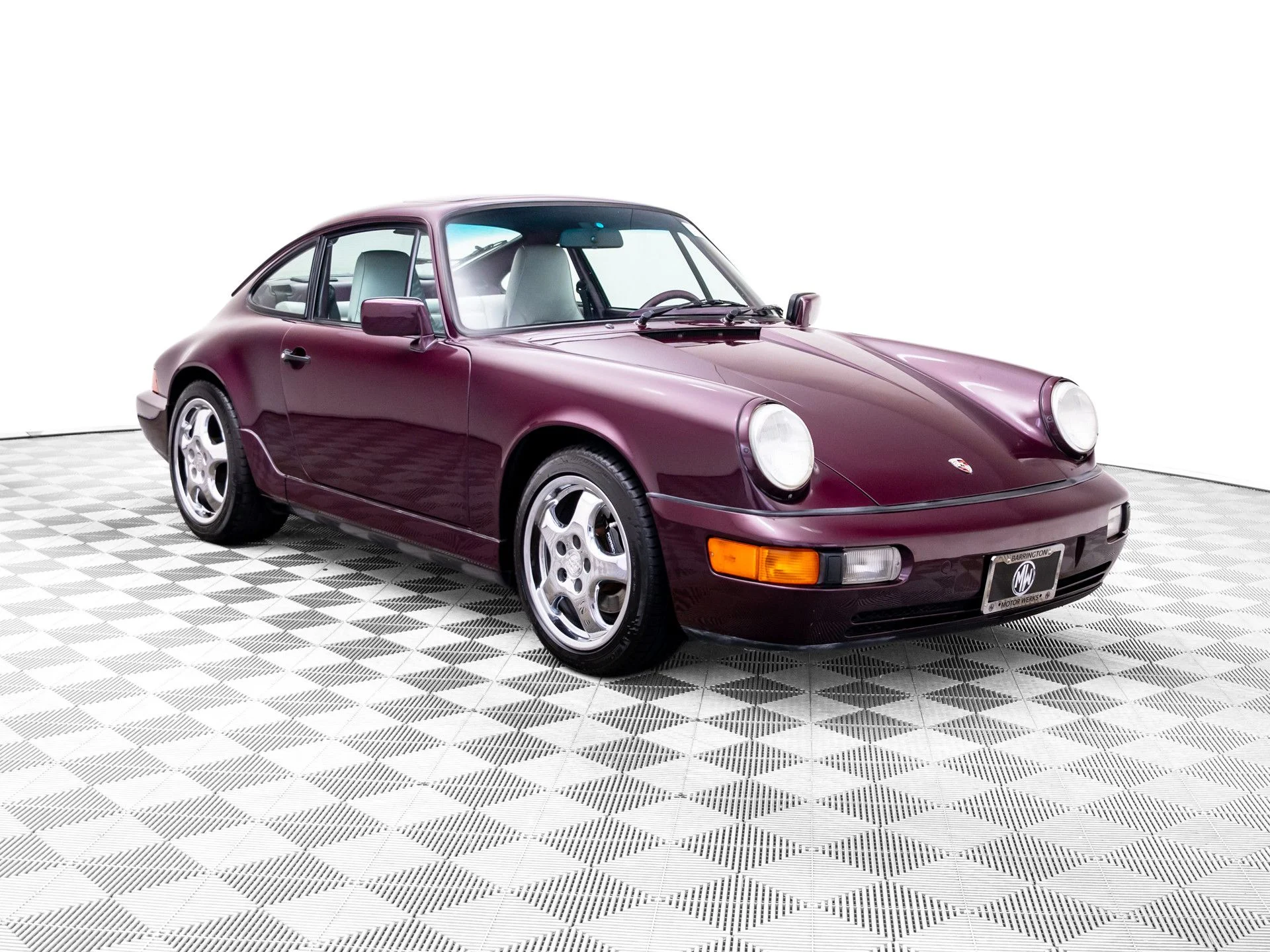 Used 1991  Porsche Carrera image 6