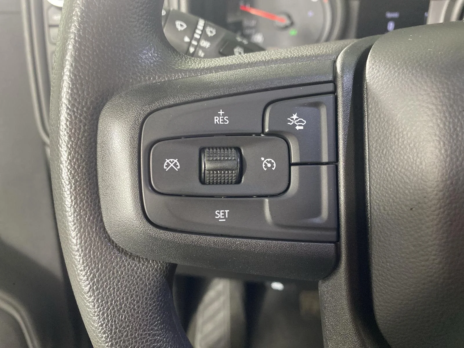 Used 2024 Onyx Black GMC Pro image 18