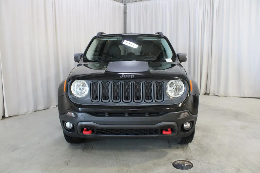 Used 2016 Black Jeep Trailhawk image 35