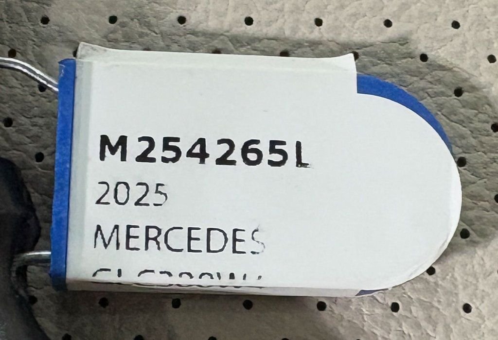 2025 Mercedes-Benz GLC Base - Photo 35