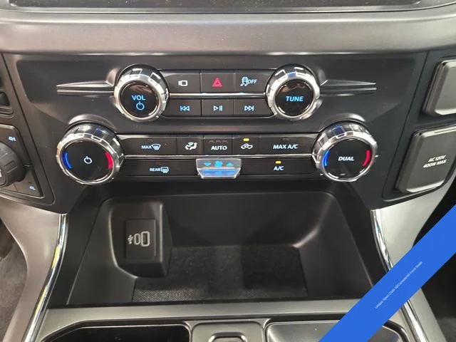 New 2026 Oxford White Ford XLT image 28