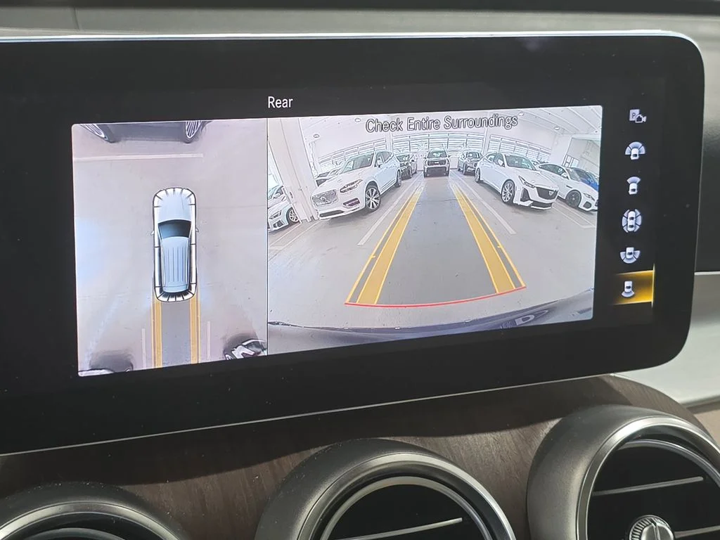 Used 2022 Lunar Blue Metallic Mercedes-Benz GLC 300 image 20