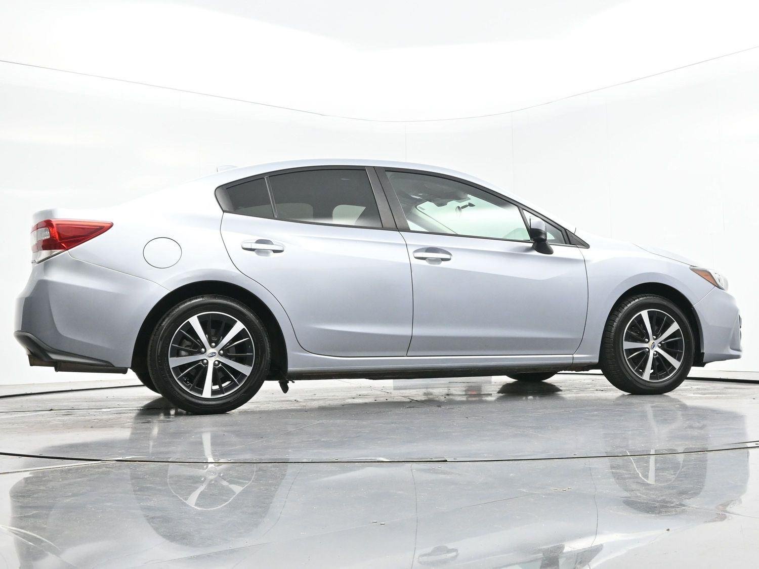 Used 2019 Ice Silver Metallic Subaru Premium image 46