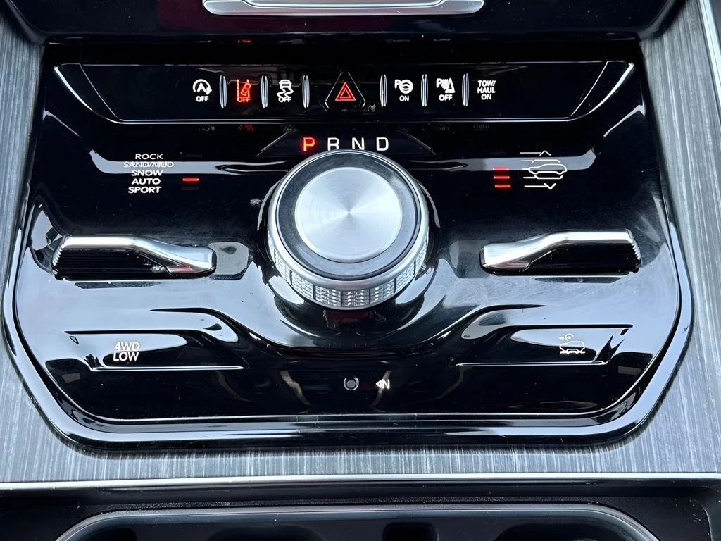 Used 2024 Silver Jeep Series III image 19