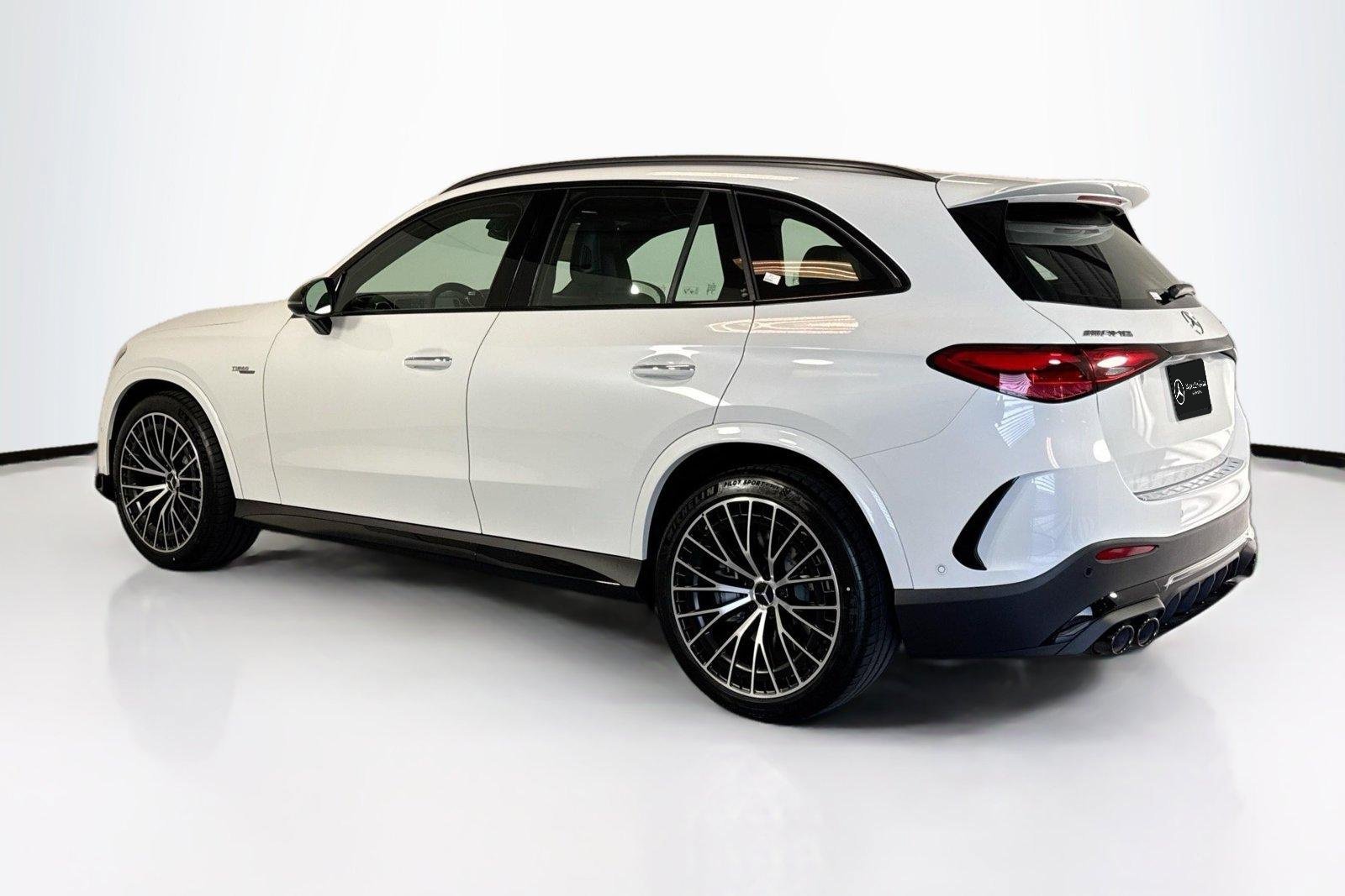 New 2026 Manufaktur Moonlight White Metallic Mercedes-Benz AMG® GLC 43 image 6