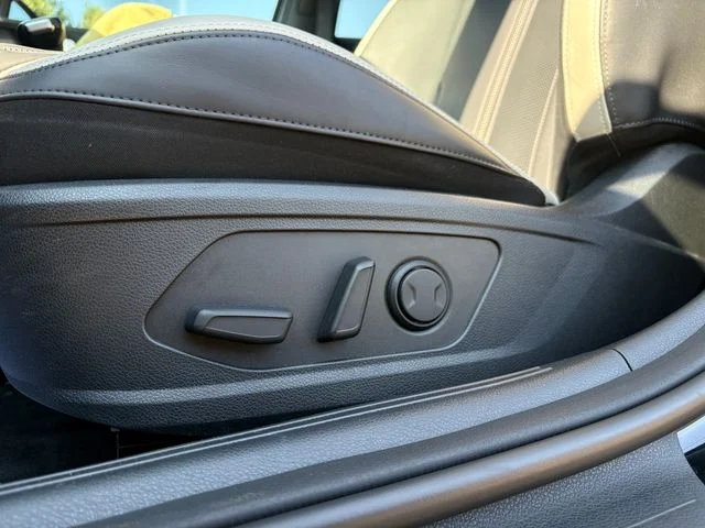 Used 2025 Aurora Black Kia GT-Line image 12