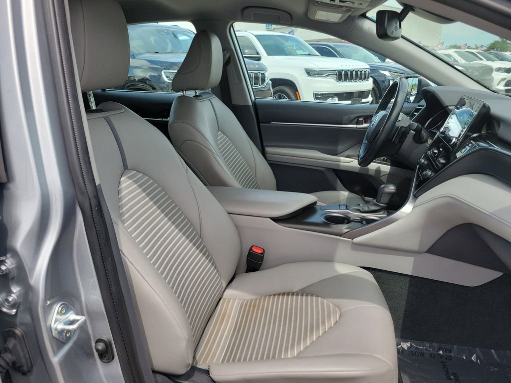 Used 2024 Silver Toyota SE image 17