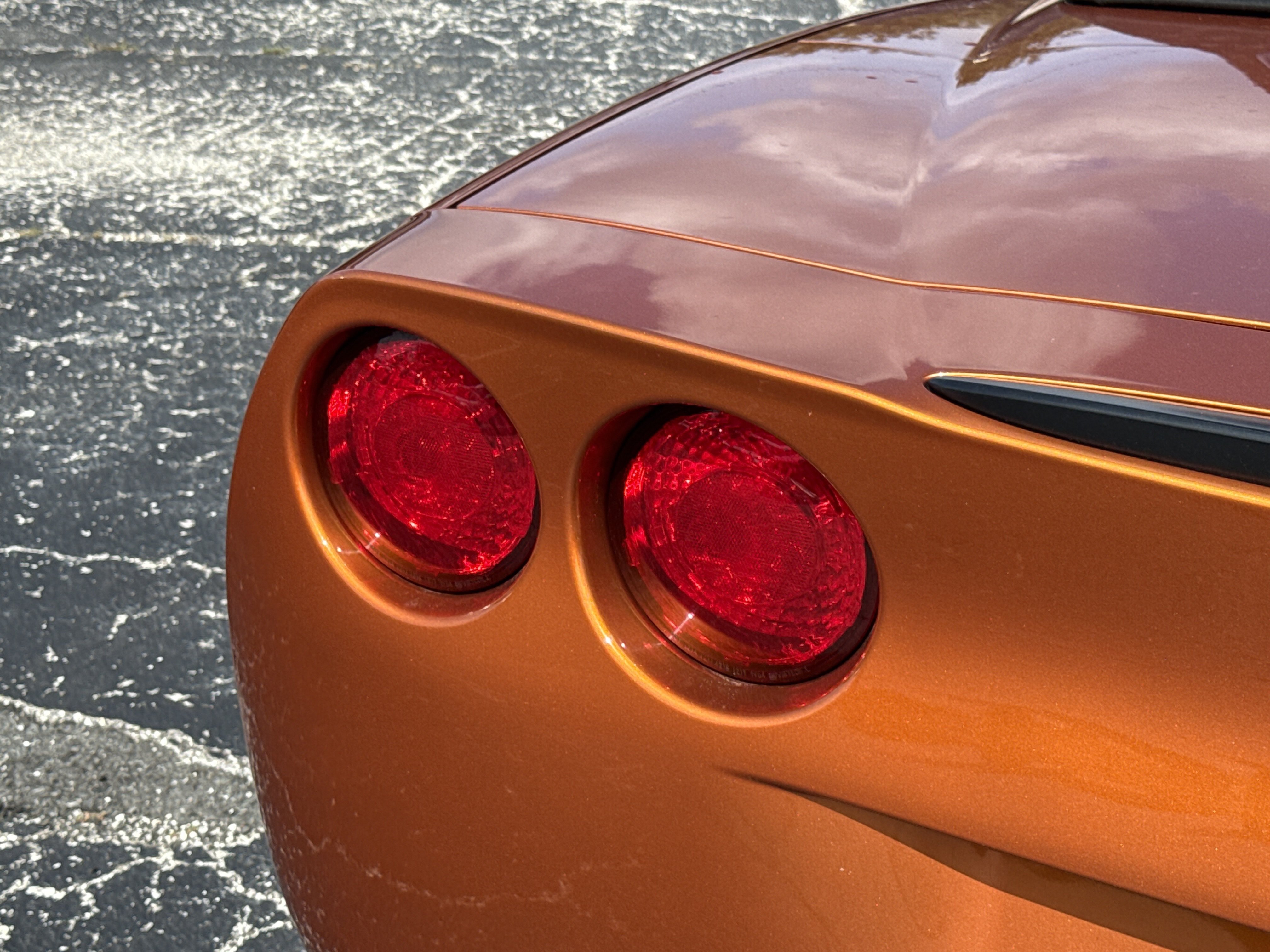 Used 2007 Atomic Orange Metallic Chevrolet Base image 18