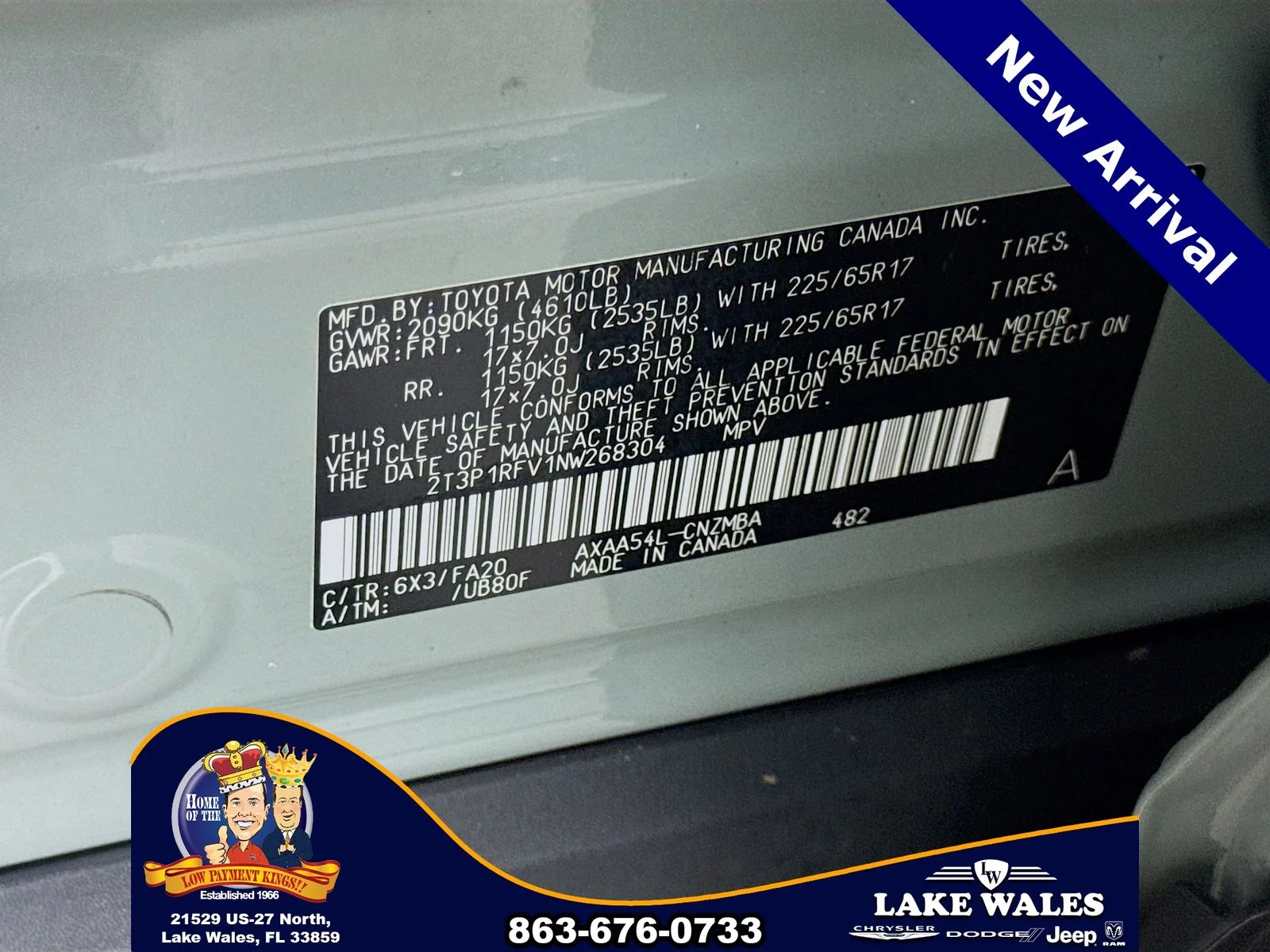 Certified Used 2022  Toyota XLE image 31