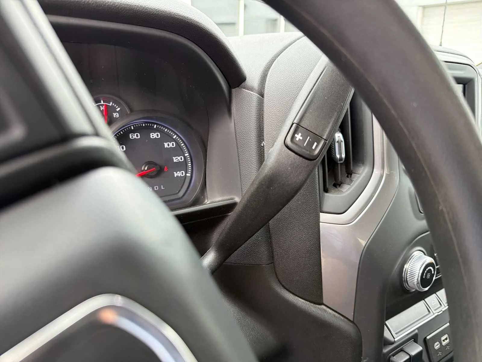 Used 2023 Quicksilver Metallic GMC Pro image 16