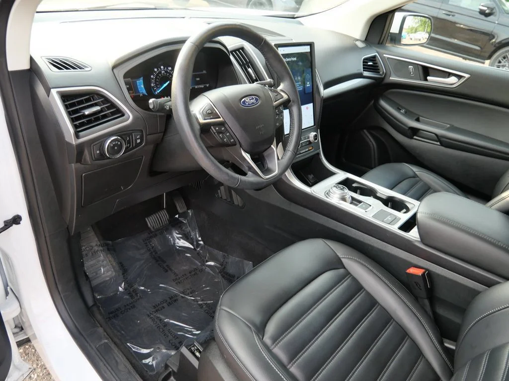 Certified Used 2024 White Ford SEL image 3