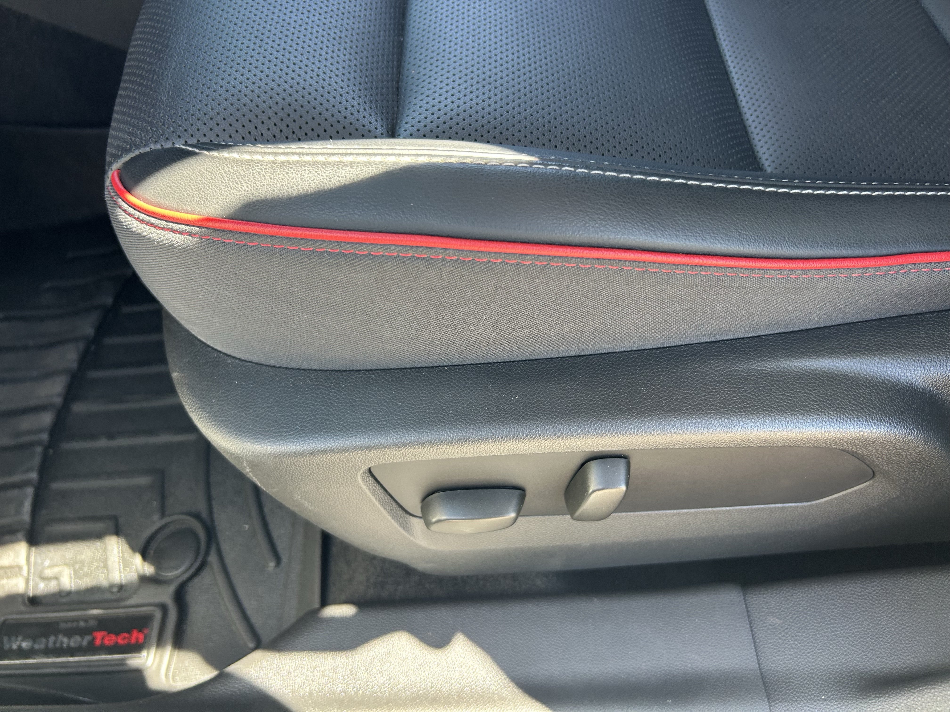 2022 Buick Envision Essence - Photo 31