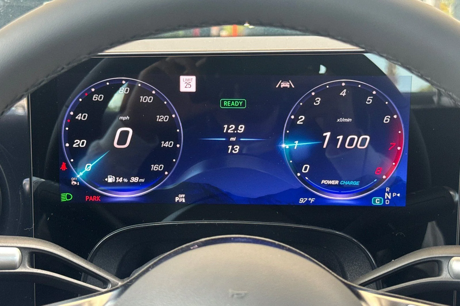 New 2027 MANUFAKTUR Alpine Grey Mercedes-Benz CLA 220 image 19