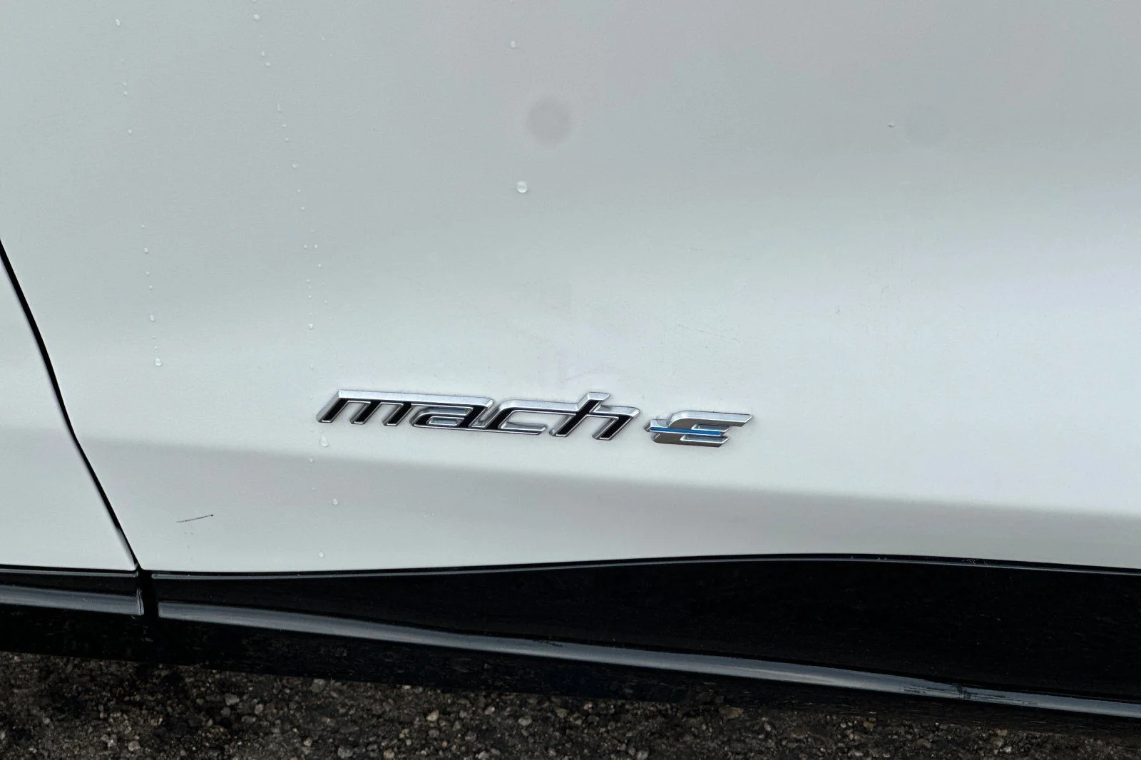 New 2026 Star White Metallic Tri-coat Ford Premium image 22