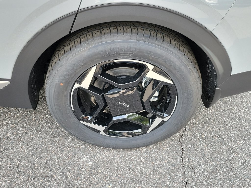 New 2027 Wolf Gray Kia EX image 39