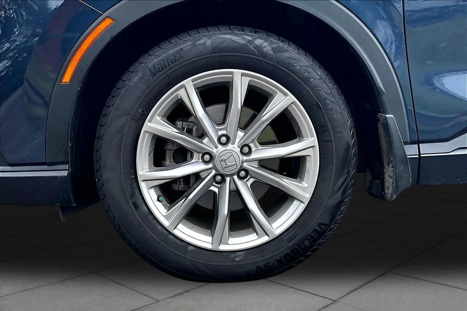 Used 2024 Canyon River Blue Metallic Honda EX image 20
