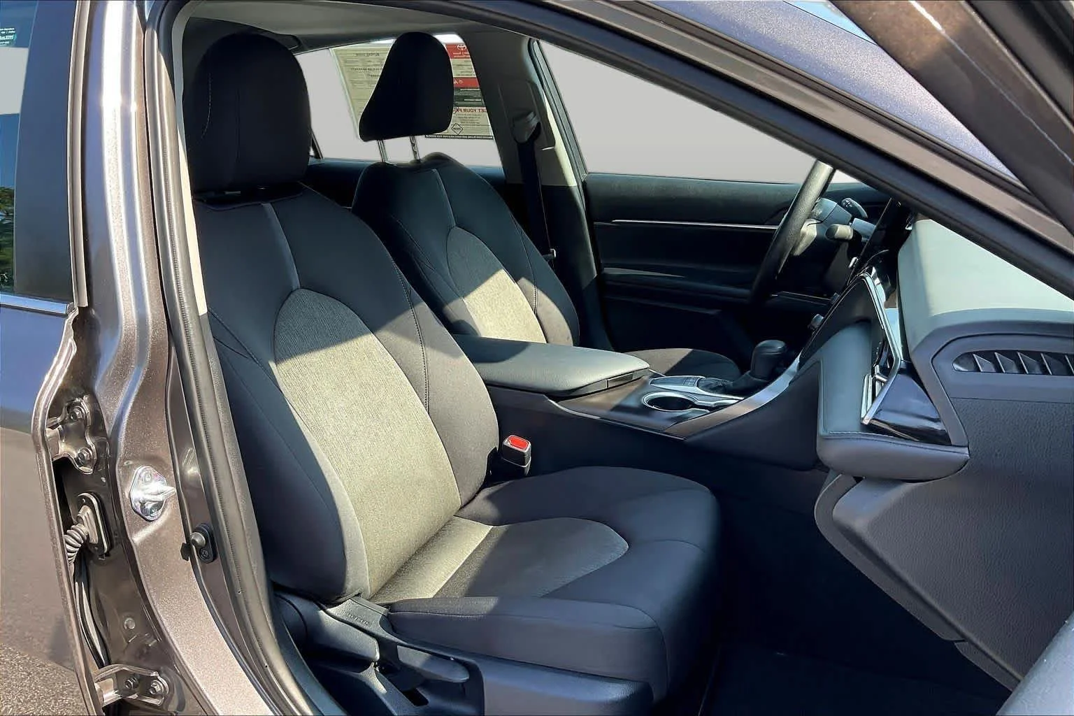 Used 2024 Predawn Gray Mica Toyota LE image 9