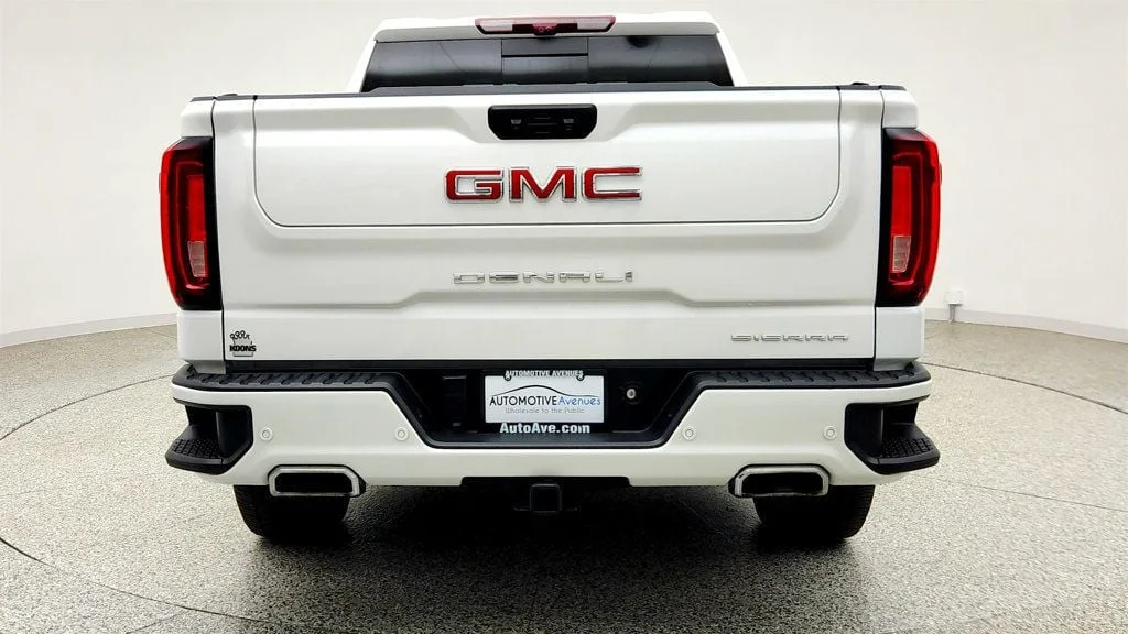 Used 2024 White Frost Tricoat GMC 4WD Crew Cab 147