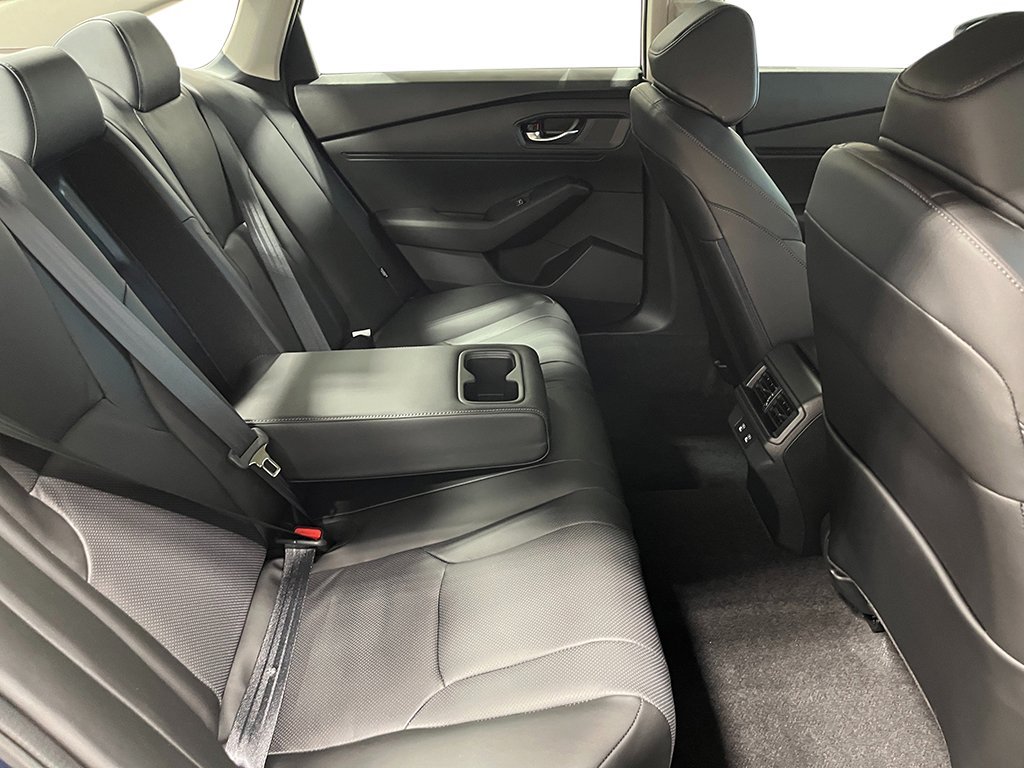 New 2026 Urban Gray Pearl Honda EX-L image 27