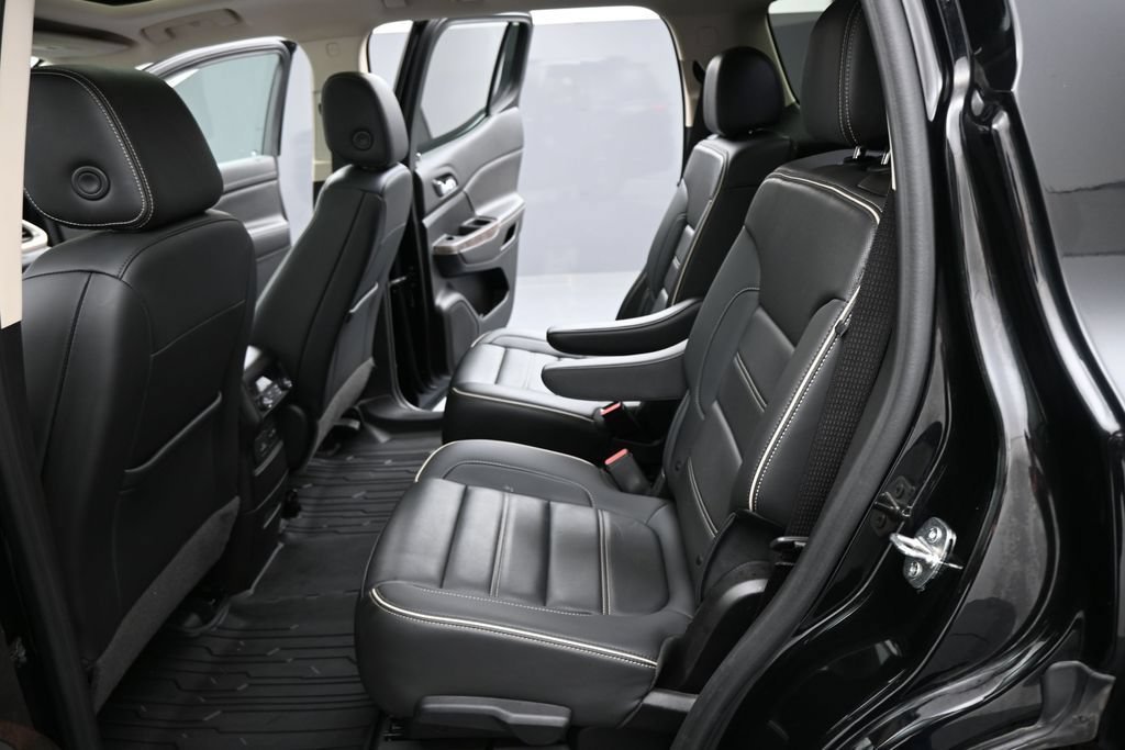 Used 2022 Ebony Twilight Metallic GMC Denali image 23