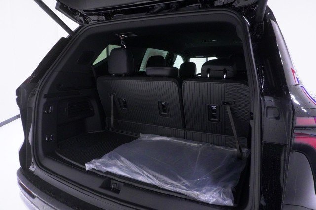 2026 Chevrolet Traverse LT - Photo 8