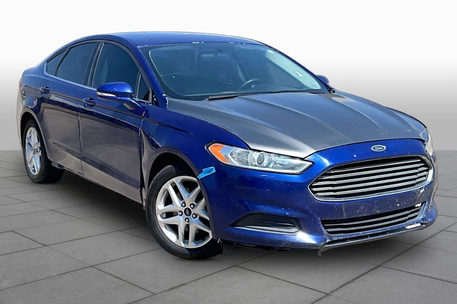 Pre-Owned 2014 Ford Fusion SE