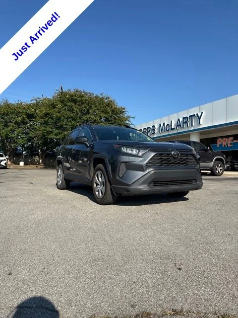 Used 2021 Gray Toyota LE image 18