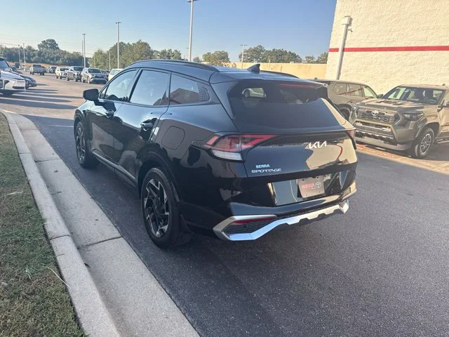 Used 2023 Black Kia SX-Prestige image 5