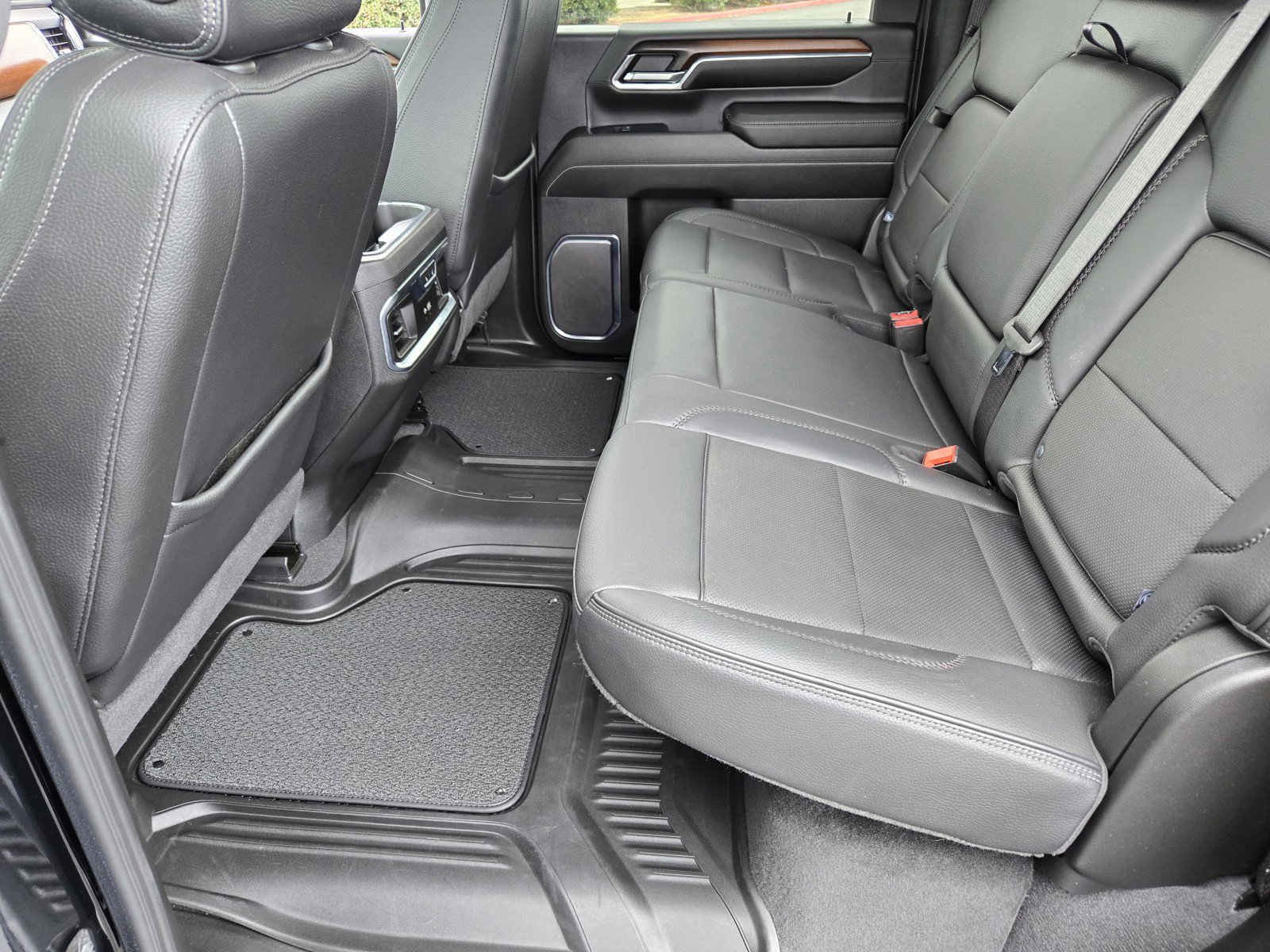 Certified Used 2024 Onyx Black GMC Denali image 10